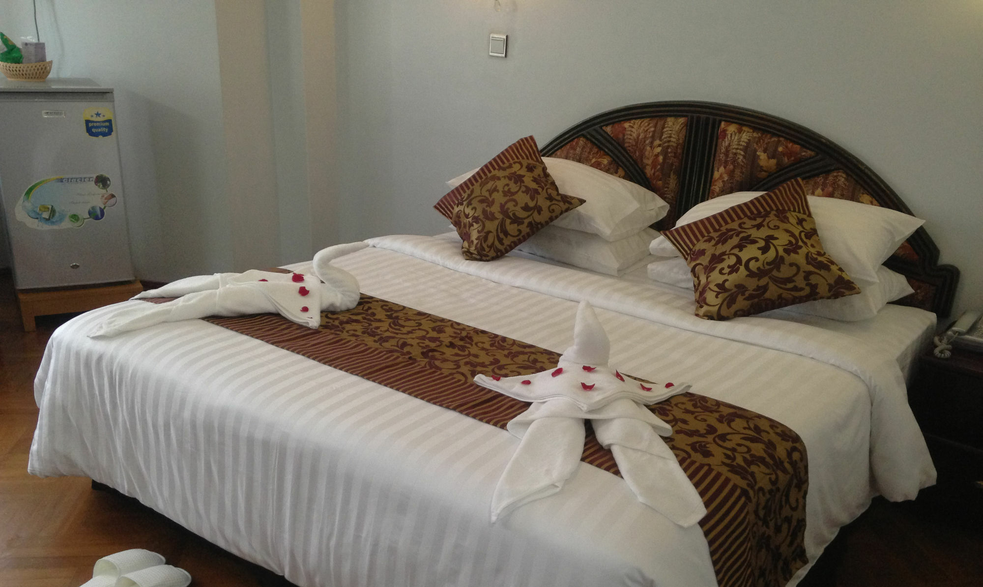 Summer Palace Hotel Yangon Exterior photo